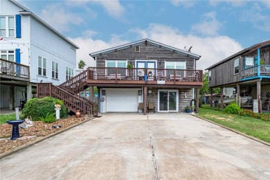 Ideal Coastal Retreat - Primary Residence or Weekend Getaway! on Rockport Country Club in Texas - for sale on GolfHomes.com, golf home, golf lot