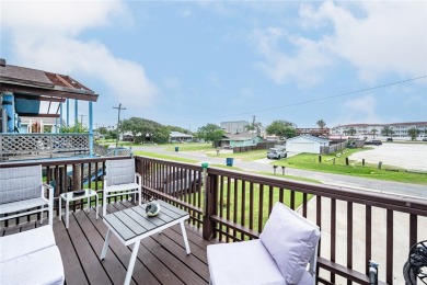 Ideal Coastal Retreat - Primary Residence or Weekend Getaway! on Rockport Country Club in Texas - for sale on GolfHomes.com, golf home, golf lot