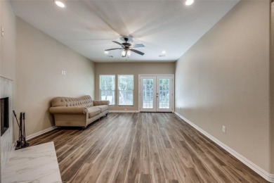 Beautifully maintained home located at 1501 Fairway Drive in on Woodlawn Country Club in Texas - for sale on GolfHomes.com, golf home, golf lot