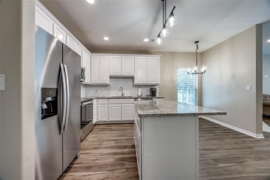 Beautifully maintained home located at 1501 Fairway Drive in on Woodlawn Country Club in Texas - for sale on GolfHomes.com, golf home, golf lot