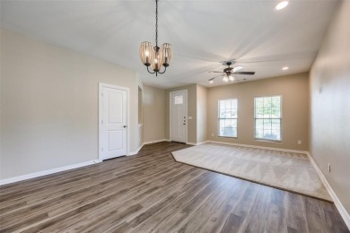 Beautifully maintained home located at 1501 Fairway Drive in on Woodlawn Country Club in Texas - for sale on GolfHomes.com, golf home, golf lot