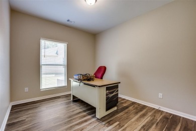 Beautifully maintained home located at 1501 Fairway Drive in on Woodlawn Country Club in Texas - for sale on GolfHomes.com, golf home, golf lot