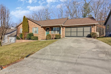 Looking for a warm, inviting home with friendly neighbors, and on Druid Hills Golf Club in Tennessee - for sale on GolfHomes.com, golf home, golf lot