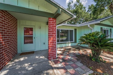 *Drop Anchor* in this beautiful home in Anchorage of Lake Tarpon on Lansbrook Golf Club in Florida - for sale on GolfHomes.com, golf home, golf lot