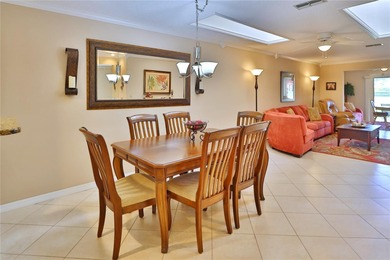 HIGHLAND LAKES IMMACULATE GOLF COURSE CONDO! THIS COMPLETELY on Highland Lakes Executive Golf Course in Florida - for sale on GolfHomes.com, golf home, golf lot