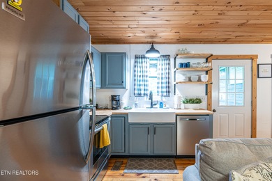 Charming Cabin in Laurel Valley Community - Ideal for Investment on Laurel Valley Golf Course in Tennessee - for sale on GolfHomes.com, golf home, golf lot