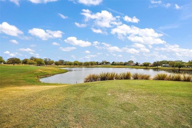 Welcome to your golf front paradise! NO BOND!  This stunning 2 on The Links of Spruce Creek in Florida - for sale on GolfHomes.com, golf home, golf lot