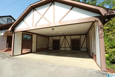 This 2 story Montvue home is exemplary of the ideal family home on Anniston Country Club in Alabama - for sale on GolfHomes.com, golf home, golf lot