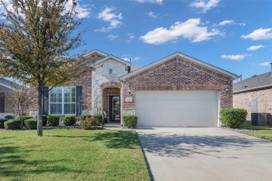 **MOTIVATED SELLER!** Well maintained Del Webb home with Vernon on Frisco Lakes Golf Course in Texas - for sale on GolfHomes.com, golf home, golf lot