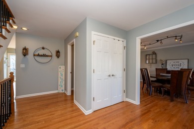 New carpet, PLEASE REMOVE SHOES! This home has been extremely on Antioch Golf Club in Illinois - for sale on GolfHomes.com, golf home, golf lot