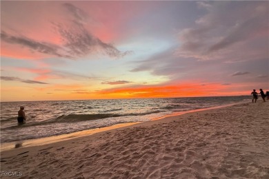 Make this exceptional condo your year-round or winter home. At on Vasari Country Club in Florida - for sale on GolfHomes.com, golf home, golf lot