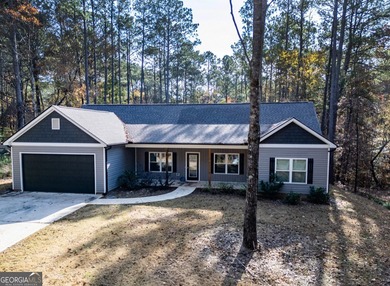 Like new ranch home in Turtle Cove completed just 2 years ago! on Turtle Cove Golf Course in Georgia - for sale on GolfHomes.com, golf home, golf lot