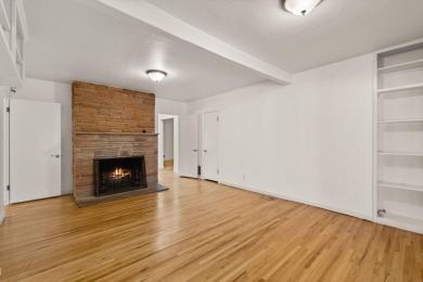 OWNED SOLAR PANELS, MINUTES AWAY FROM UNM, AND UPDATED! Welcome on North Course - University of New Mexico  in New Mexico - for sale on GolfHomes.com, golf home, golf lot
