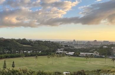 Rarely available 2-bedroom, 2 bath townhome with 2 lanais and 2 on Moanalua Golf Club in Hawaii - for sale on GolfHomes.com, golf home, golf lot