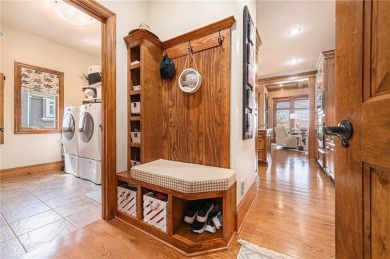 Welcome to this immaculate custom reverse 1.5-story home located on Staley Farms Golf Club in Missouri - for sale on GolfHomes.com, golf home, golf lot
