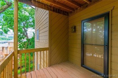 LARGE two bedroom condo that easily sleeps a big family. BIG and on Lake Valley Country Club in Missouri - for sale on GolfHomes.com, golf home, golf lot