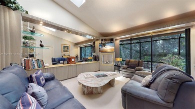 Charming and impeccably maintained 2-bedroom, 2-bath townhouse on Jim McLean Signature Course in Florida - for sale on GolfHomes.com, golf home, golf lot