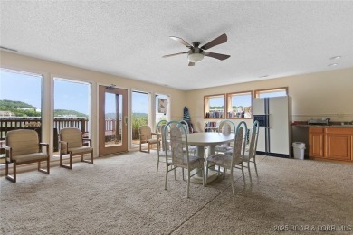 LARGE two bedroom condo that easily sleeps a big family. BIG and on Lake Valley Country Club in Missouri - for sale on GolfHomes.com, golf home, golf lot