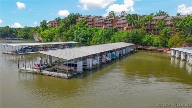 LARGE two bedroom condo that easily sleeps a big family. BIG and on Lake Valley Country Club in Missouri - for sale on GolfHomes.com, golf home, golf lot