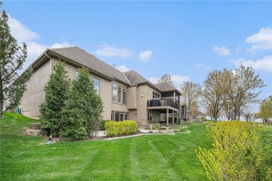 Welcome to this immaculate custom reverse 1.5-story home located on Staley Farms Golf Club in Missouri - for sale on GolfHomes.com, golf home, golf lot