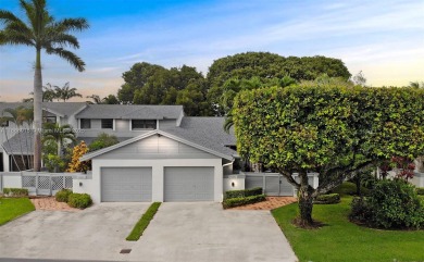 Charming and impeccably maintained 2-bedroom, 2-bath townhouse on Jim McLean Signature Course in Florida - for sale on GolfHomes.com, golf home, golf lot