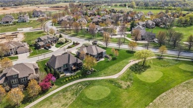 Welcome to this immaculate custom reverse 1.5-story home located on Staley Farms Golf Club in Missouri - for sale on GolfHomes.com, golf home, golf lot