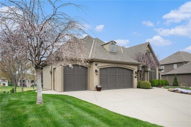 Welcome to this immaculate custom reverse 1.5-story home located on Staley Farms Golf Club in Missouri - for sale on GolfHomes.com, golf home, golf lot