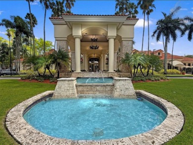 Charming and impeccably maintained 2-bedroom, 2-bath townhouse on Jim McLean Signature Course in Florida - for sale on GolfHomes.com, golf home, golf lot