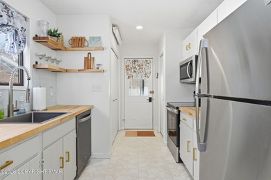 WOW! Fantastic home in the Timber Trails community! Tucked into on Lake Naomi Timber Trails Golf Club in Pennsylvania - for sale on GolfHomes.com, golf home, golf lot