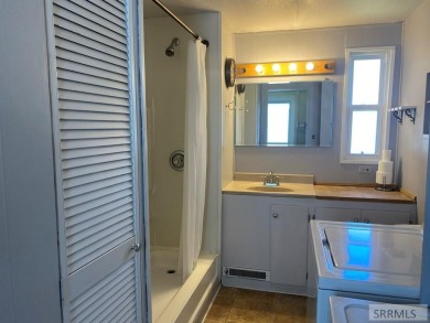Charming, well-kept home on a nicely landscaped lot in Challis on Challis Golf Course in Idaho - for sale on GolfHomes.com, golf home, golf lot