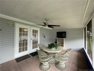 Wonderful home with upgrades & golf cart. NO popcorn ceilings on Indianwood Golf and Country Club in Florida - for sale on GolfHomes.com, golf home, golf lot