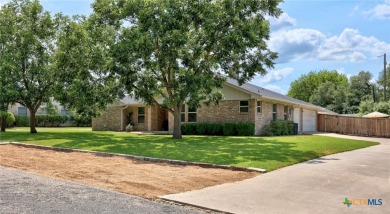 Beautiful 1-story home in desirable Mill Creek, heart of Salado on Mill Creek Golf Club in Texas - for sale on GolfHomes.com, golf home, golf lot