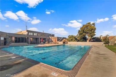 Welcome to this beautifully updated B model townhouse located in on Chuck Corica Golf Complex in California - for sale on GolfHomes.com, golf home, golf lot