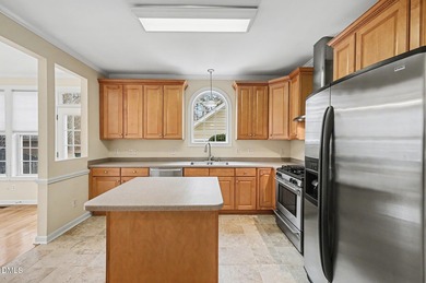 Welcome home to this well maintained, one-owner end-unit on Devils Ridge Golf Club in North Carolina - for sale on GolfHomes.com, golf home, golf lot