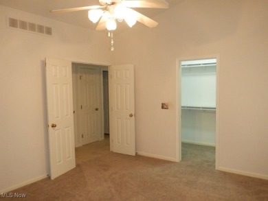 Welcome to this beautifully maintained 3-bedroom, 2-bath cluster on Gleneagles Golf Club in Ohio - for sale on GolfHomes.com, golf home, golf lot
