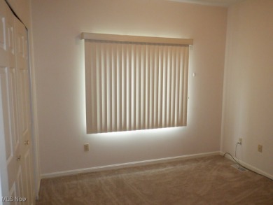 Welcome to this beautifully maintained 3-bedroom, 2-bath cluster on Gleneagles Golf Club in Ohio - for sale on GolfHomes.com, golf home, golf lot