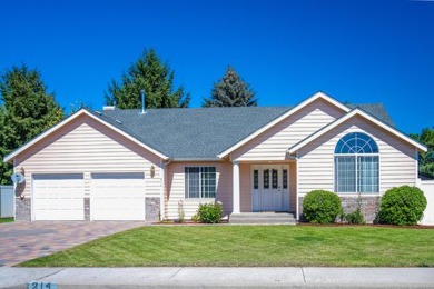 Distinguished, single-level home across the street from Meadow on Meadow Lakes Golf Course in Oregon - for sale on GolfHomes.com, golf home, golf lot