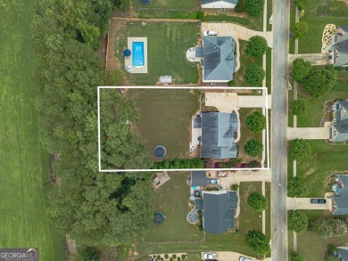 Beautifully maintained 4 bedroom 3.5 bath in Woodlake on Bear Creek Golf Club Inc in Georgia - for sale on GolfHomes.com, golf home, golf lot