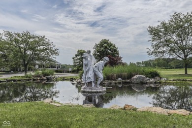 *WELCOME TO THIS CHARMING 2-BEDROOM, 2 FULL BATH, MAINTENANCE on Heartland Crossing Golf Links in Indiana - for sale on GolfHomes.com, golf home, golf lot