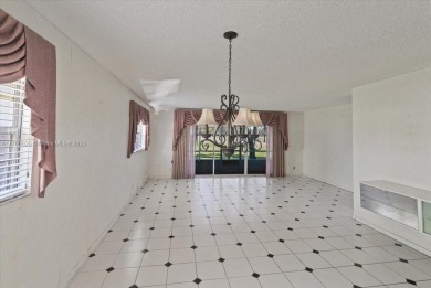 Beautiful views of golf course, this 2 bedroom/2 bath unit has on Flamingo Lakes Country Club in Florida - for sale on GolfHomes.com, golf home, golf lot