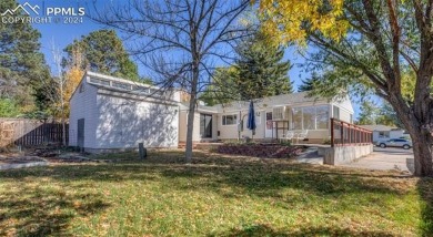 Move-in ready beautifully maintained rancher in Audubon Gardens on Patty Jewett Golf Course in Colorado - for sale on GolfHomes.com, golf home, golf lot