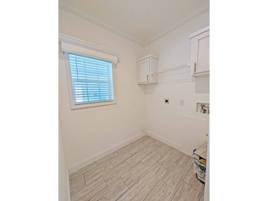 3 Bedrooms | 2 Baths | 1,568 sq ft | Reduced to $189,900 on Four Lakes Golf Club in Florida - for sale on GolfHomes.com, golf home, golf lot