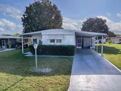 Move In Ready!  Make this your seasonal retreat, permanent home on Silver Lake Executive Golf Course in Florida - for sale on GolfHomes.com, golf home, golf lot