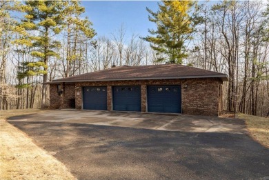 This custom-built, 5 BD/3 BA brick rambler is a rare find on Spring Valley Golf Course in Wisconsin - for sale on GolfHomes.com, golf home, golf lot