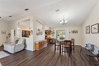 Beautiful 3-bedroom, 2-bath home in the heart of Casselberry on Casselberry Golf Club in Florida - for sale on GolfHomes.com, golf home, golf lot