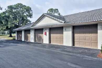 Beautiful 3/3 two story condo, open floor plan with spectacular on Meadowood Golf and Tennis Club in Florida - for sale on GolfHomes.com, golf home, golf lot