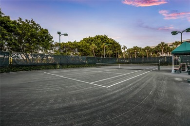 One or more photo(s) has been virtually staged. Sweeping Gulf on Links on Longboat Golf Club in Florida - for sale on GolfHomes.com, golf home, golf lot