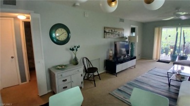 REDUCED 10K .SELLER HAS RECENTLY UPDATED THE MASTER BATH NEW on Royal Palm Golf Club in Florida - for sale on GolfHomes.com, golf home, golf lot