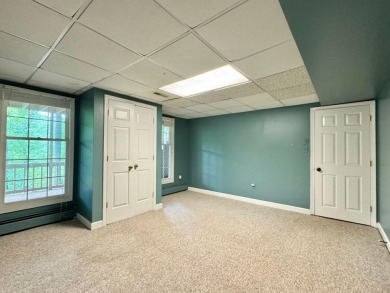 **OPEN HOUSE 2-4  SUNDAY NOV 23 **Almost 1 acre in desirable on Hunting Hills Country Club in Virginia - for sale on GolfHomes.com, golf home, golf lot