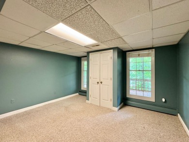 **OPEN HOUSE 2-4  SUNDAY NOV 23 **Almost 1 acre in desirable on Hunting Hills Country Club in Virginia - for sale on GolfHomes.com, golf home, golf lot